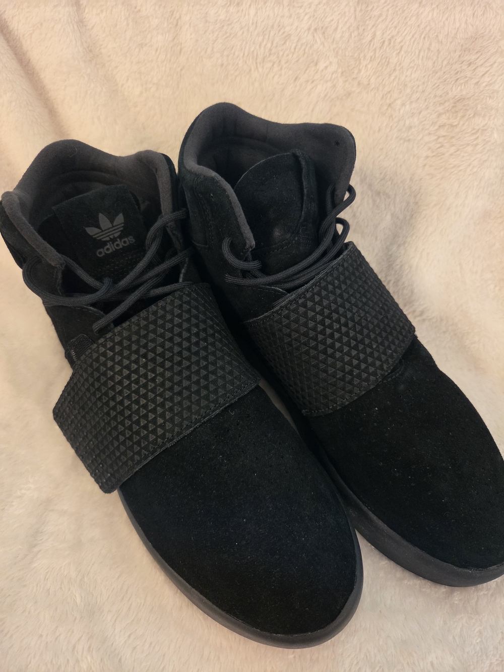 Adidas Men’s Black TUBULAR INVADER Strap  High-Top Sneakers